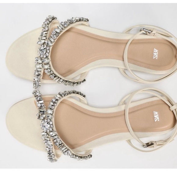 NWT ZARA VACATION SANDAL SIZE EUR39 8 and
EUR 36 /USA 6 - Picture 6 of 7